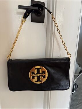 Tory Burch Black Leather Shoulder Bag with Gold Emblem and Chain 100% authentic